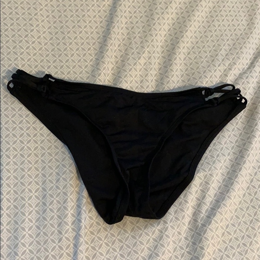Bikini bottoms